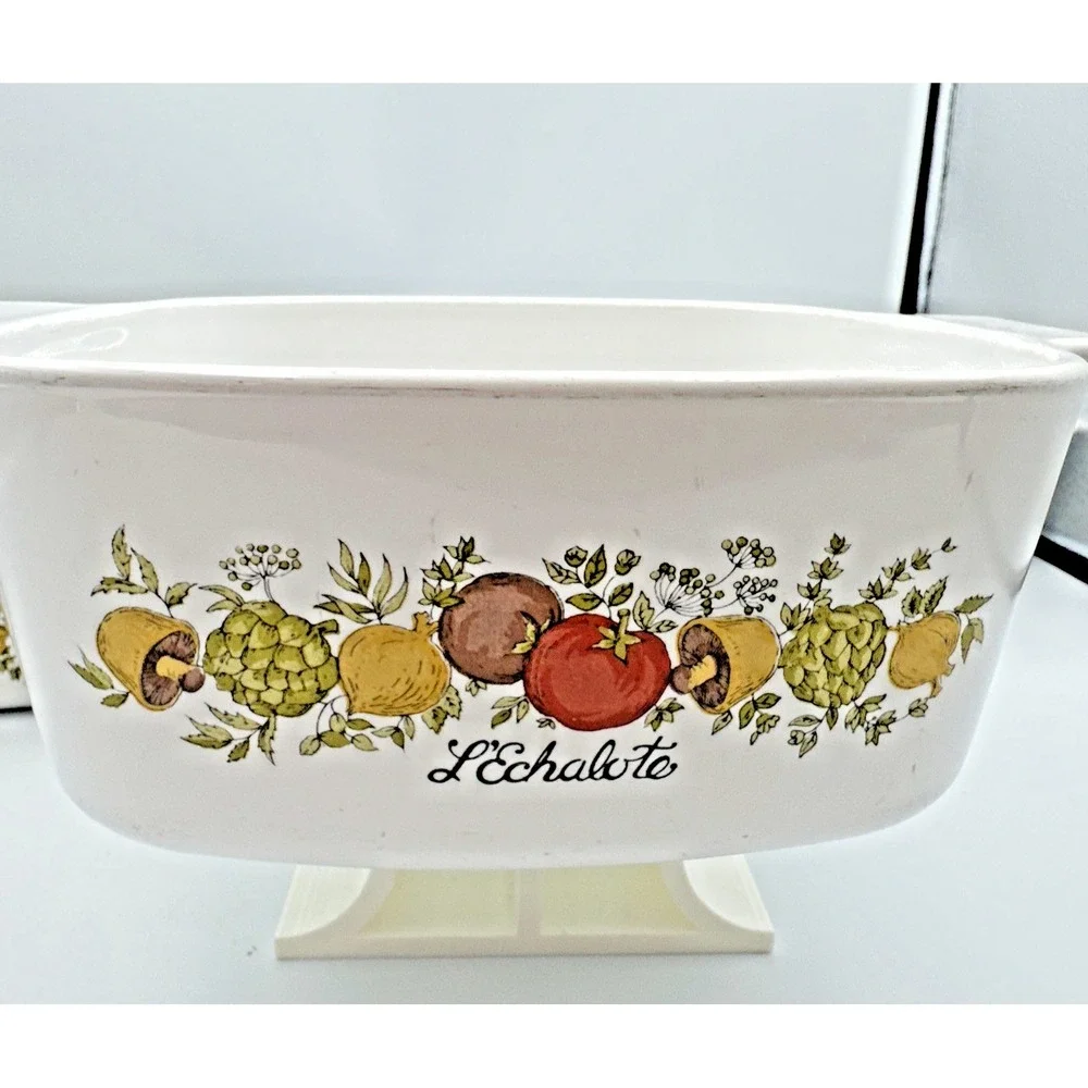 Spice of Life Corning Ware  Collectible Set A-1.5-B, A-2-B,‎ A-10-B/Lid 4 pieces